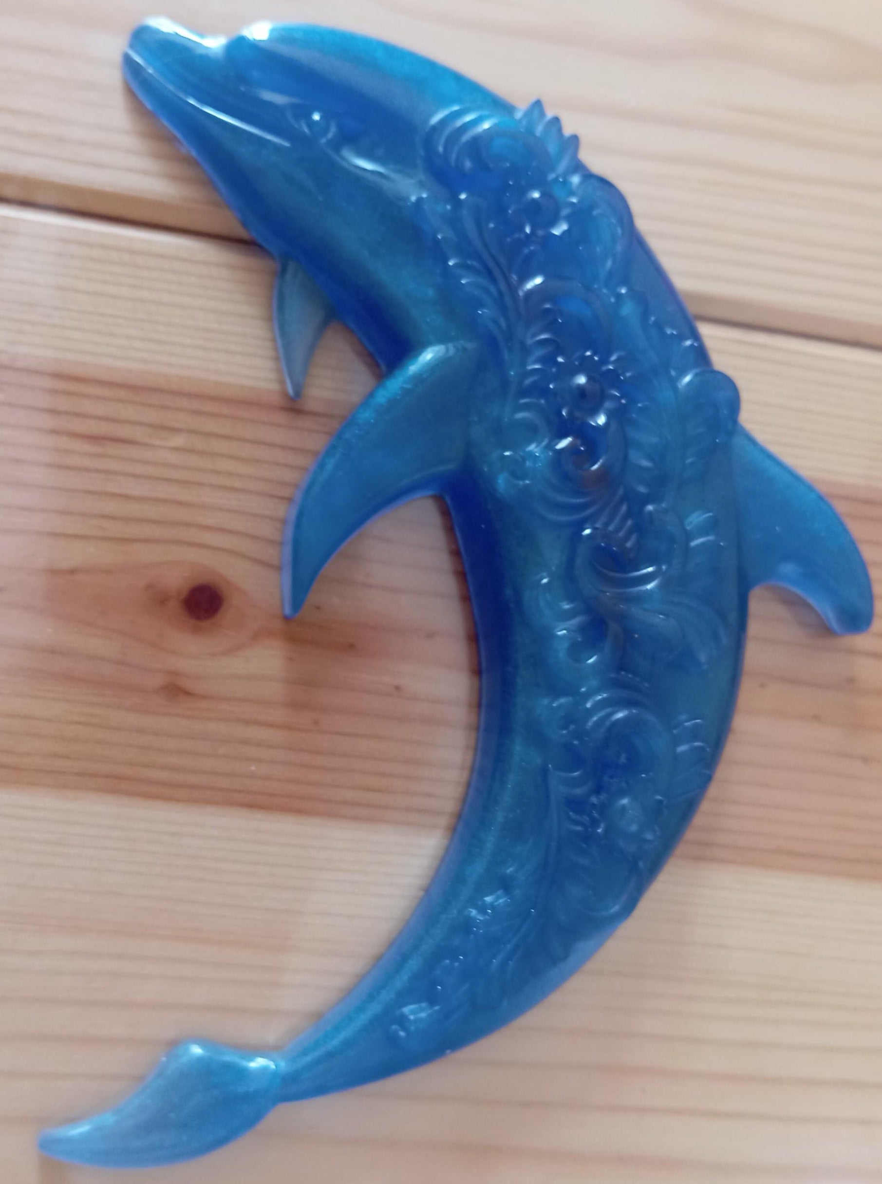 Dauphin bleu clair en reine